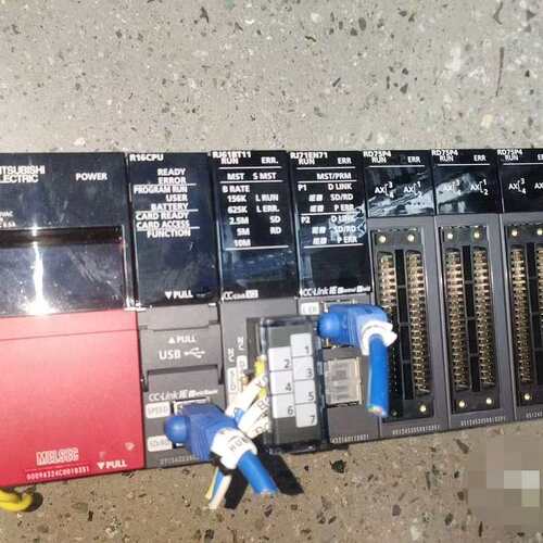 议价PLC一套，R16CPU、R61P电源、RJ61BT11可维修