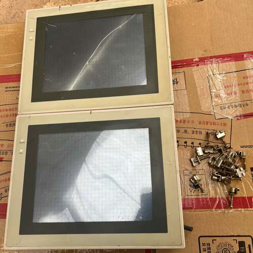 可议价触摸屏nt631c-st151-ev2s的成色如图