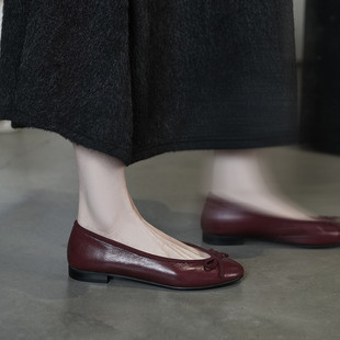 2cm真皮法式复古蝴蝶结圆头浅口配裙子平底白色单鞋女2026春新款