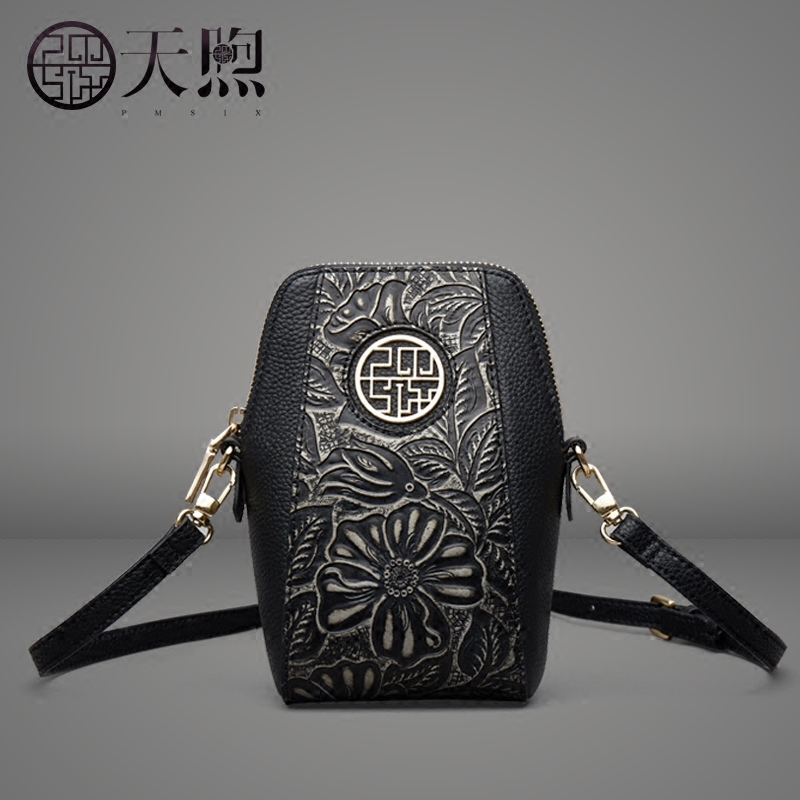 3Pmsix中国风复古压花头层牛皮手机包个性迷你小包真皮女士斜挎包