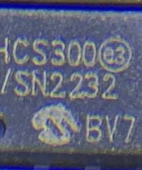 HCS300 滚动码编码IC芯片 贴片SOP8大量现货1.9元/个200起拍