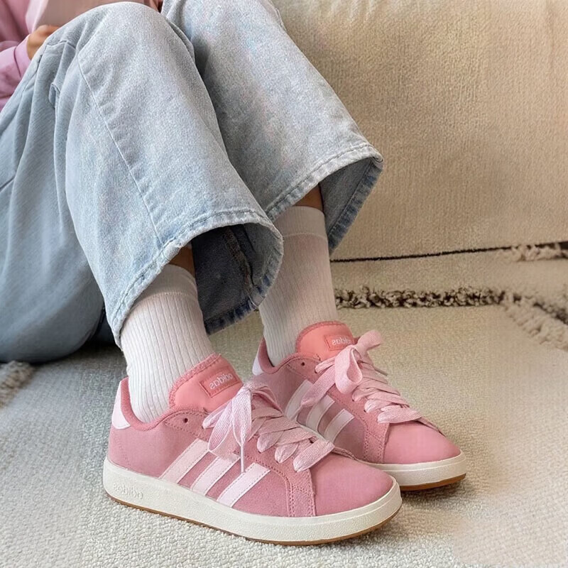 Adidas/阿迪达斯粉色翻毛皮板鞋男女情侣系带低帮休闲运动鞋百搭