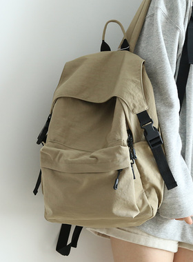 NR时尚褶皱双肩包女旅游轻便防水登山包书包女大学生男背包女双肩