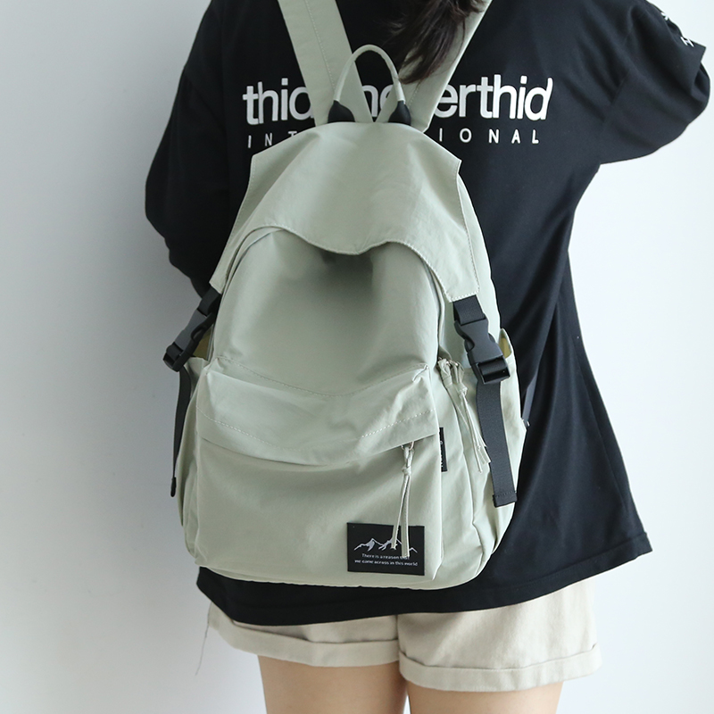 时尚轻便出游双肩包2024新款女