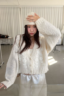 waitmore2026冬季新款韩系手钩花羊毛吊带背心+开衫外套两件套女