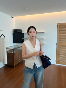 widelia2024夏季高级感老钱风西装马甲上衣女V领休闲短款无袖背心