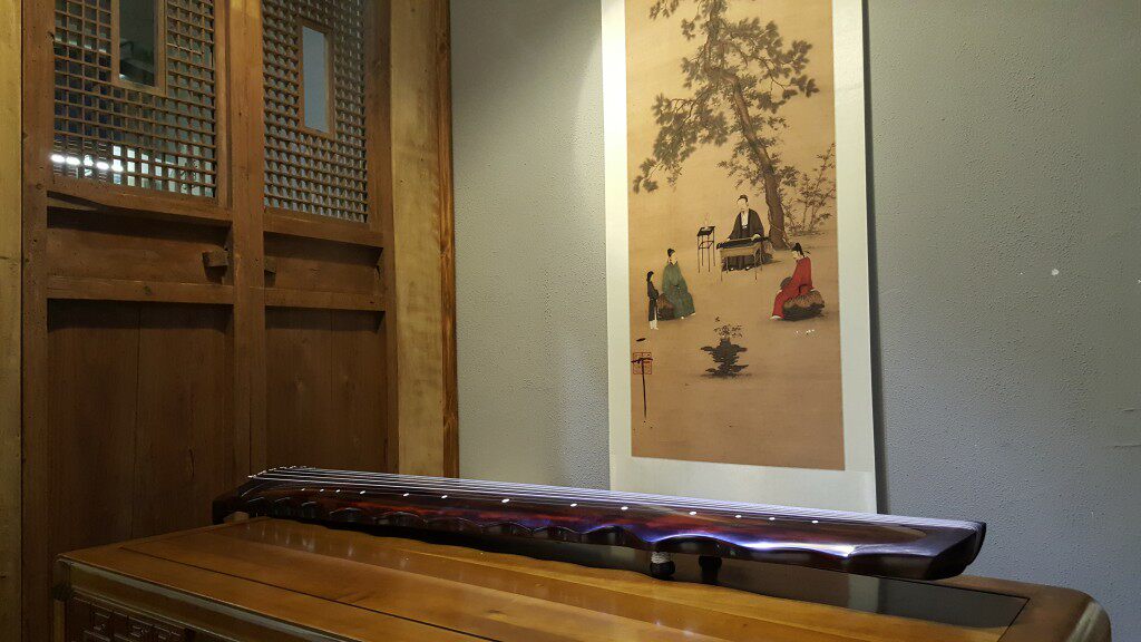 项阳古琴 老杉木朱砂落霞式古琴(乙未年斫)