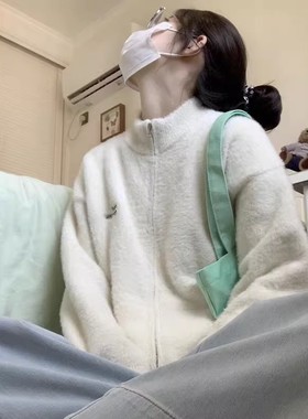 奶fu白色立领水貂绒毛衣外套女秋冬加厚拉炼针织开衫冬季风上衣