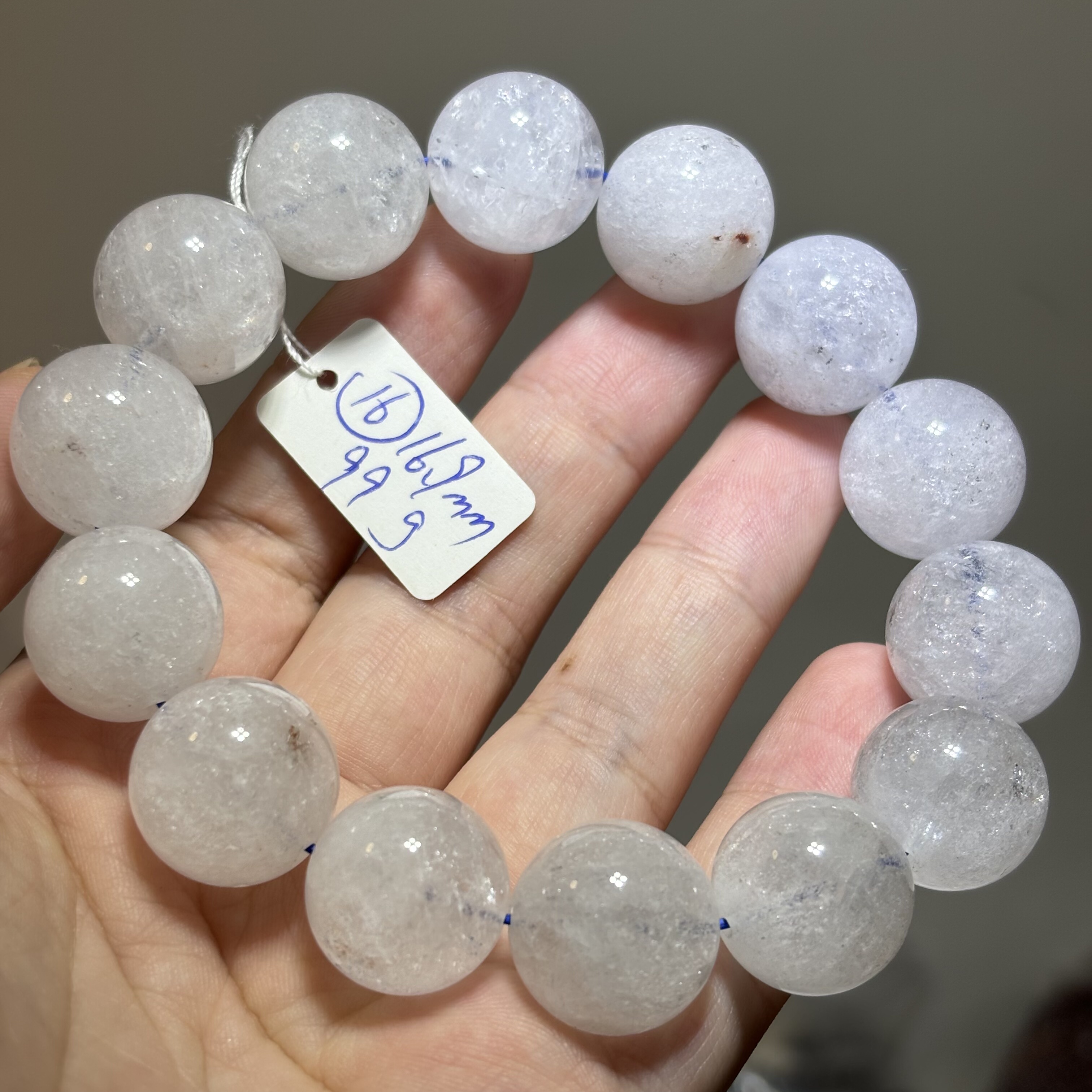 特惠！天然白阿塞手链水晶手串大颗粒。珠子有黑杂   一物一图