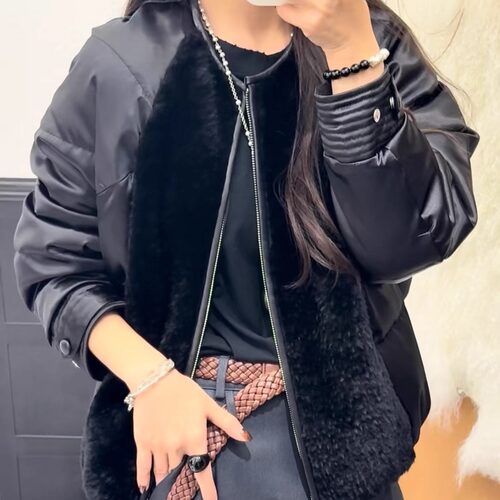羊羔毛皮毛一体拼接真丝鹅绒服2025冬高级皮草羽绒服女宽松短外套
