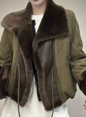 欧货进口羊羔毛皮毛一体大翻领拼白鹅绒羽绒服女2025冬宽松短外套