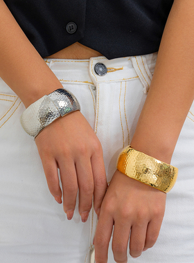 金属弹簧开口宽版手镯女 欧美时尚夸张舞台走秀模特搭配手饰品潮