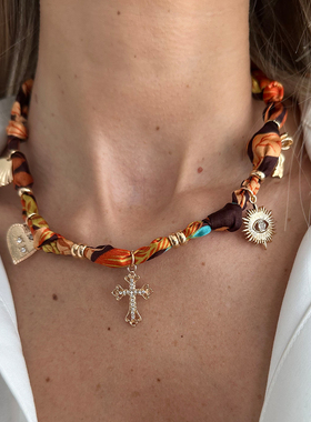 金色镶钻十字架爱心百搭锁骨链