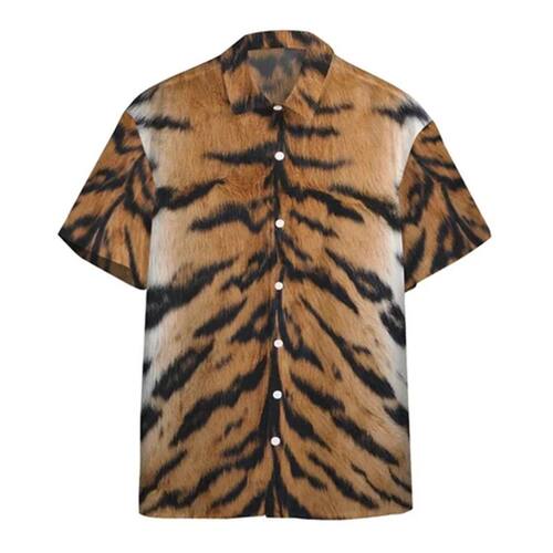 翻领印花系扣短袖T恤Flip collar printed short sleeved T-shirt