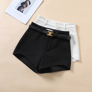 黑色毛呢丝绒短裤女2025春秋新款高腰爆款小个子外穿a字阔腿靴裤