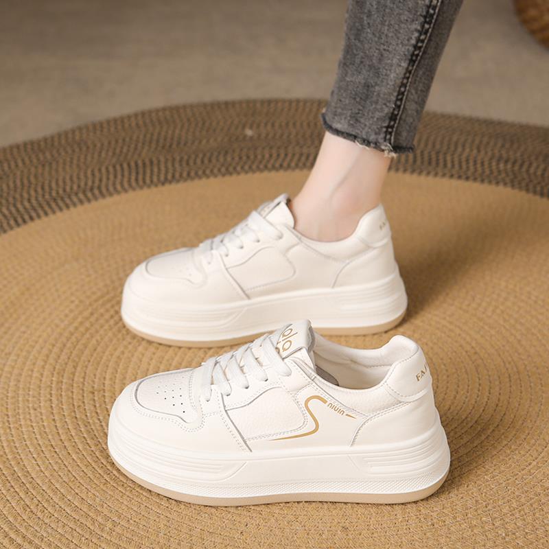 小白鞋女2025新款秋季真皮高颜值板鞋小众百搭鞋子女鞋厚底面包鞋