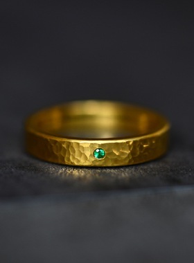 祖绿戒指匠人手作锤纹黄金色戒
