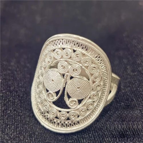 凉山彝族戒指银色蝴蝶花纹复古民
