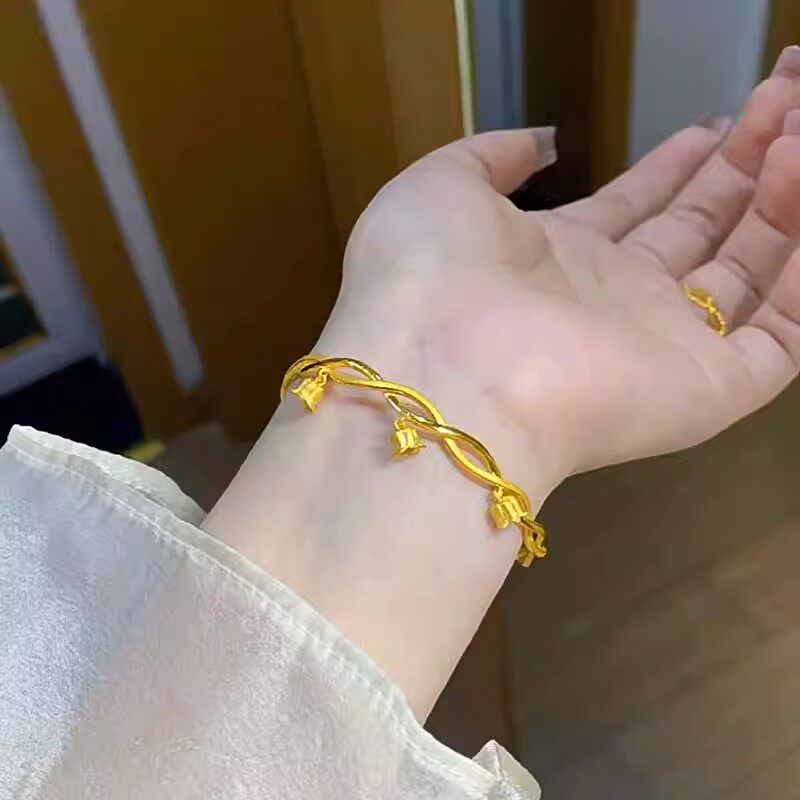 新款精致黄金色铃兰花手镯女轻奢
