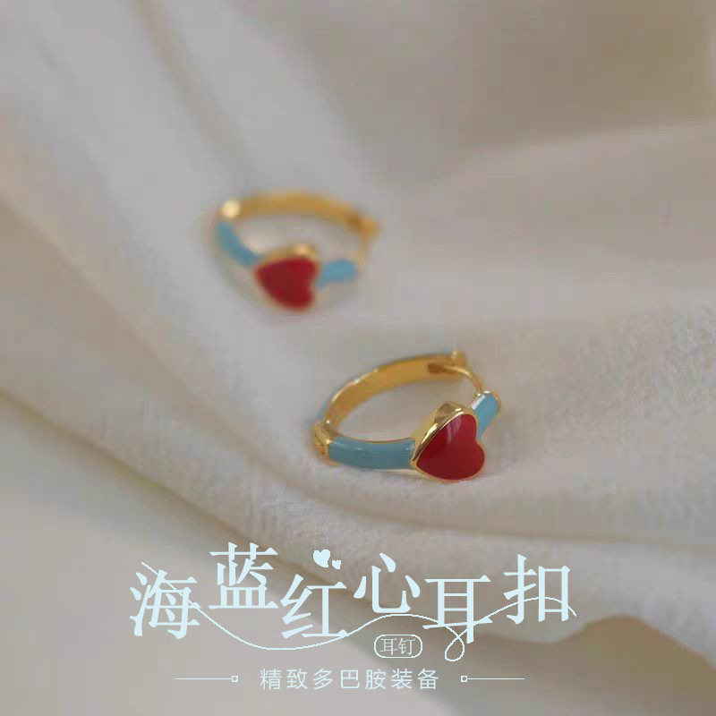 韩版海蓝红心耳环秋冬新款个性设计高级感耳扣甜酷冷淡风卡扣耳钉