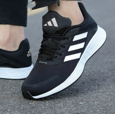 Adidas阿迪达斯男女跑步鞋夏季透气减震防滑黑色系带JQ9715JQ9716