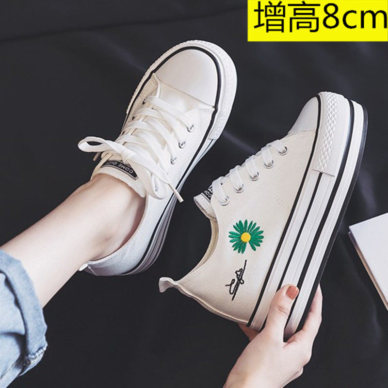 隐形内增高8cm厚底松糕帆布坡跟休闲女学生低帮韩版小雏菊白鞋子