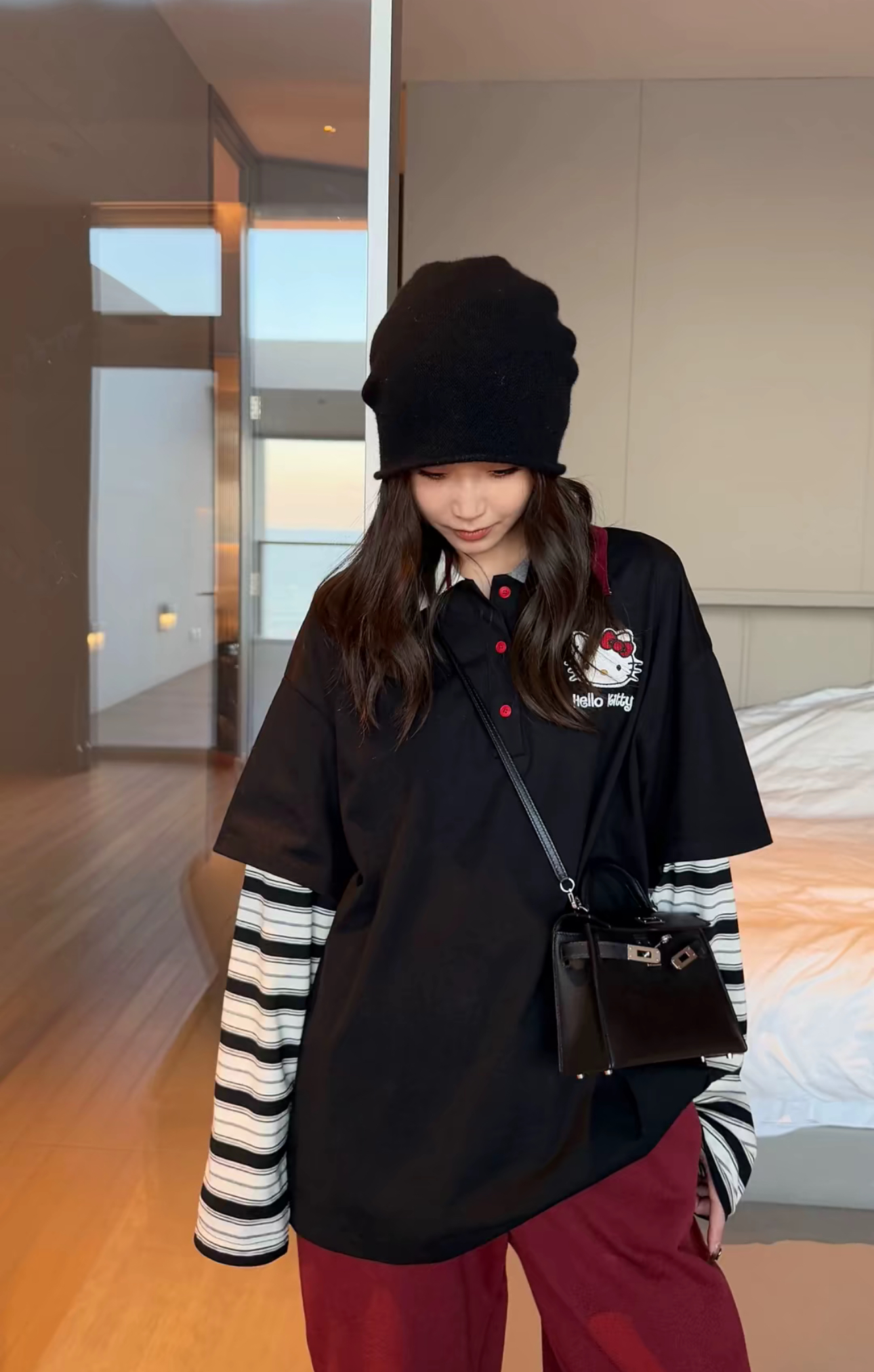 欧货2025设计师款polo领kitty猫刺绣拼接条纹袖假两件休闲T恤女