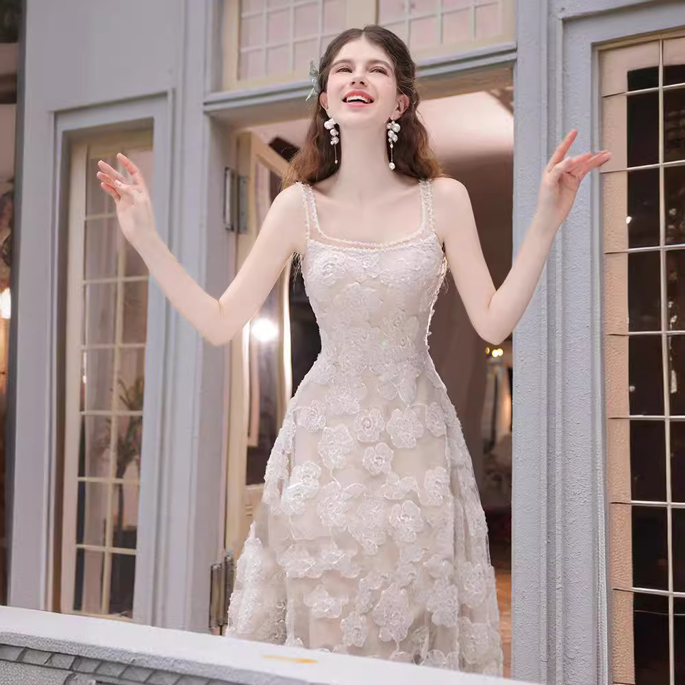 法式2025新款吊带仙气轻婚纱时尚潮流晚宴礼服裙新娘出门纱工厂货