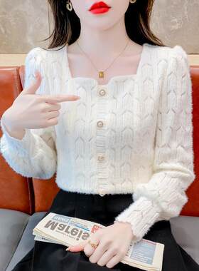 法式气质方领加绒蕾丝打底衫女秋冬新款时尚减龄百搭短款长袖上衣