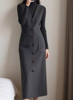 轻奢风气质V领毛呢吊带裙女2026年春秋新款修身显瘦套装裙子