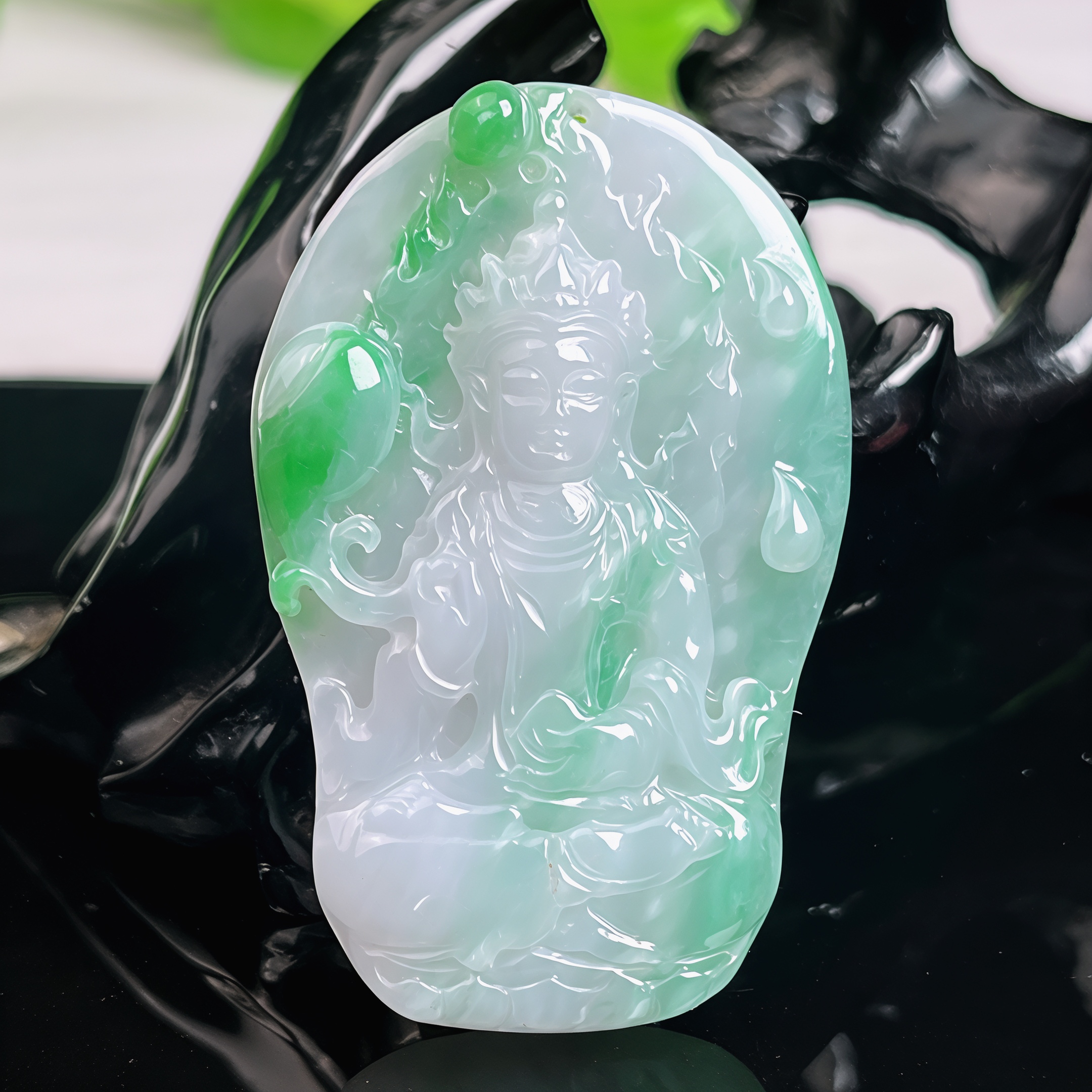 缅甸天然翡翠度母观音吊坠