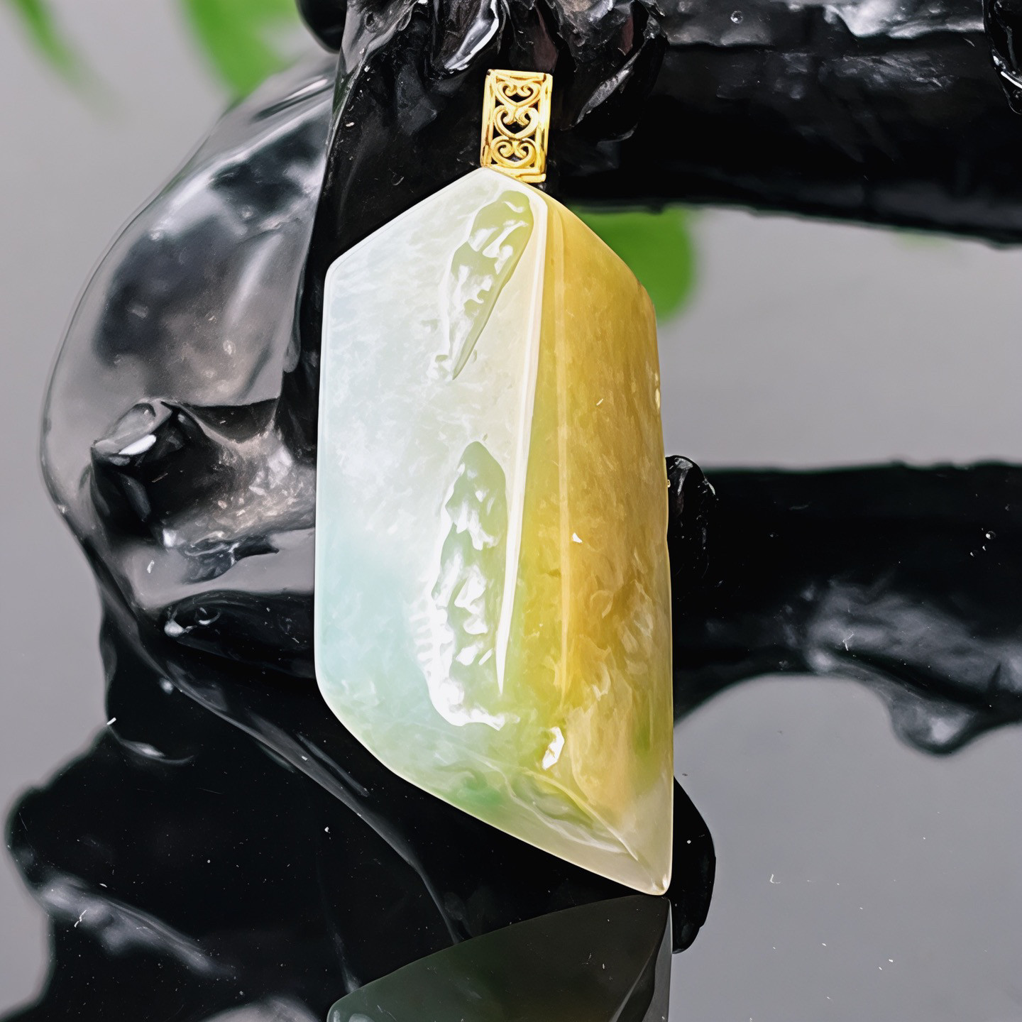 水润 双彩黄翡 18k金镶原石 缅甸天然A货翡翠珠宝玉石玉坠带证书