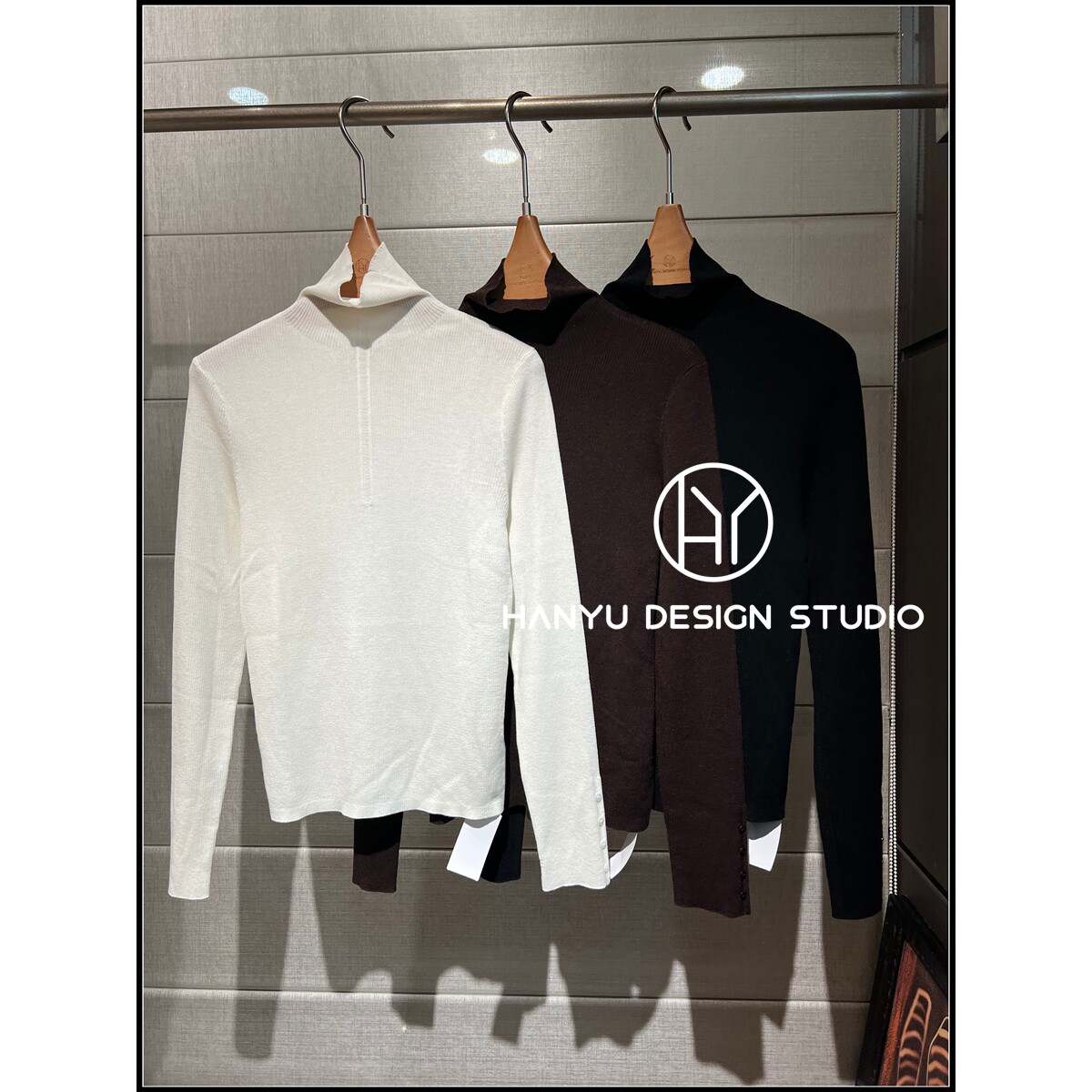 【韩钰DESIGN】｜26冬季新款｜轻氧简约风百搭高领绵羊毛针织衫女
