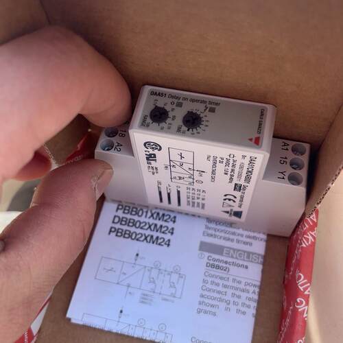 议价DBB01CM24 延时接通继电器 工控自动化控制计时元件维修