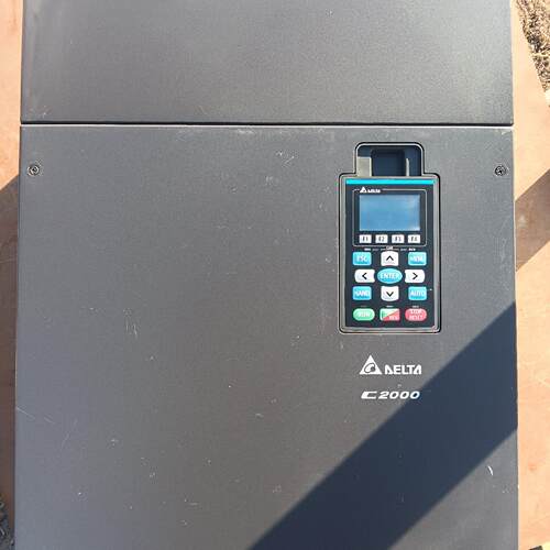 议价VFD1100C43A 台达C2000变频器 90kW 工业调速变频设备维修