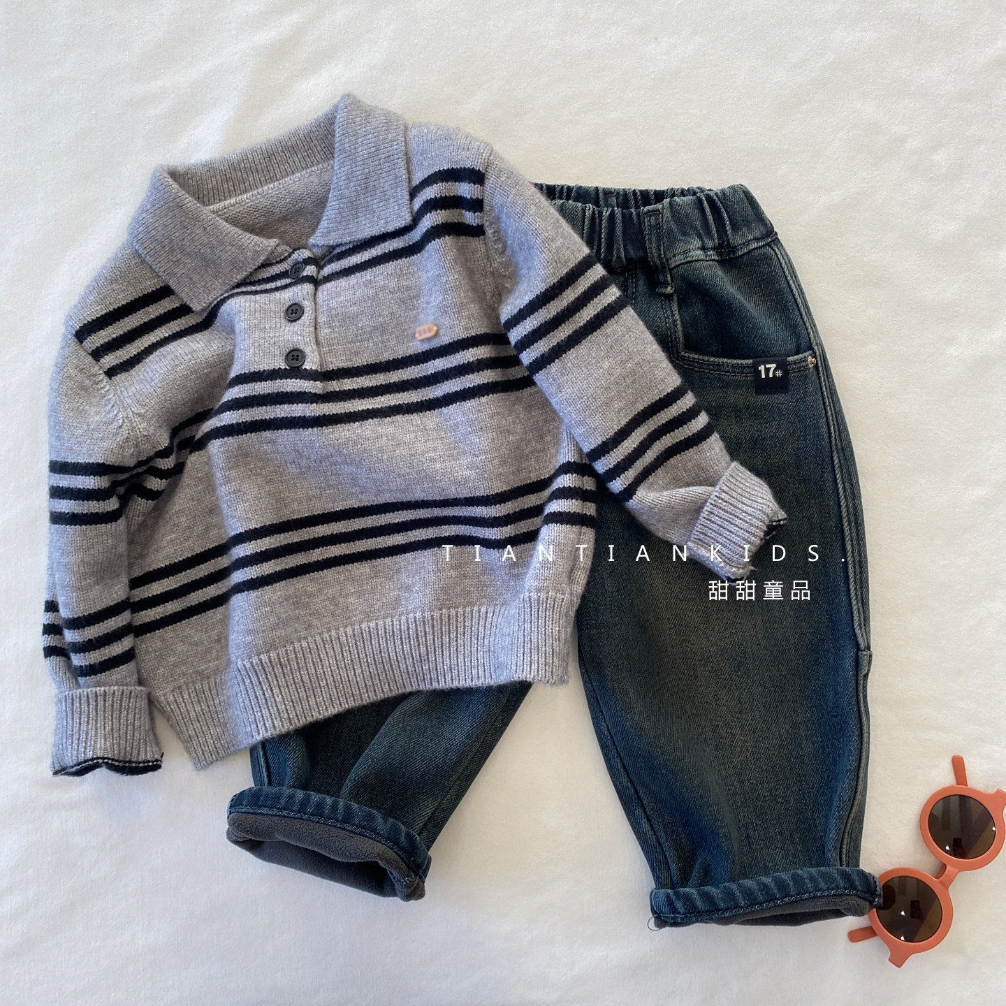 男童翻领针织条纹毛衣冬女宝韩系