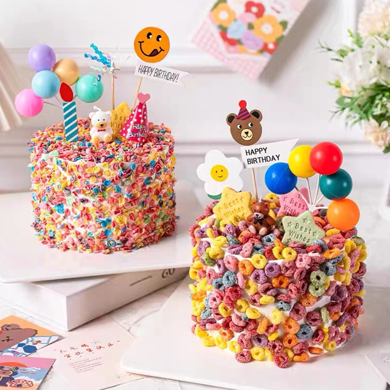 五彩果味麦圈儿童节蛋糕装饰