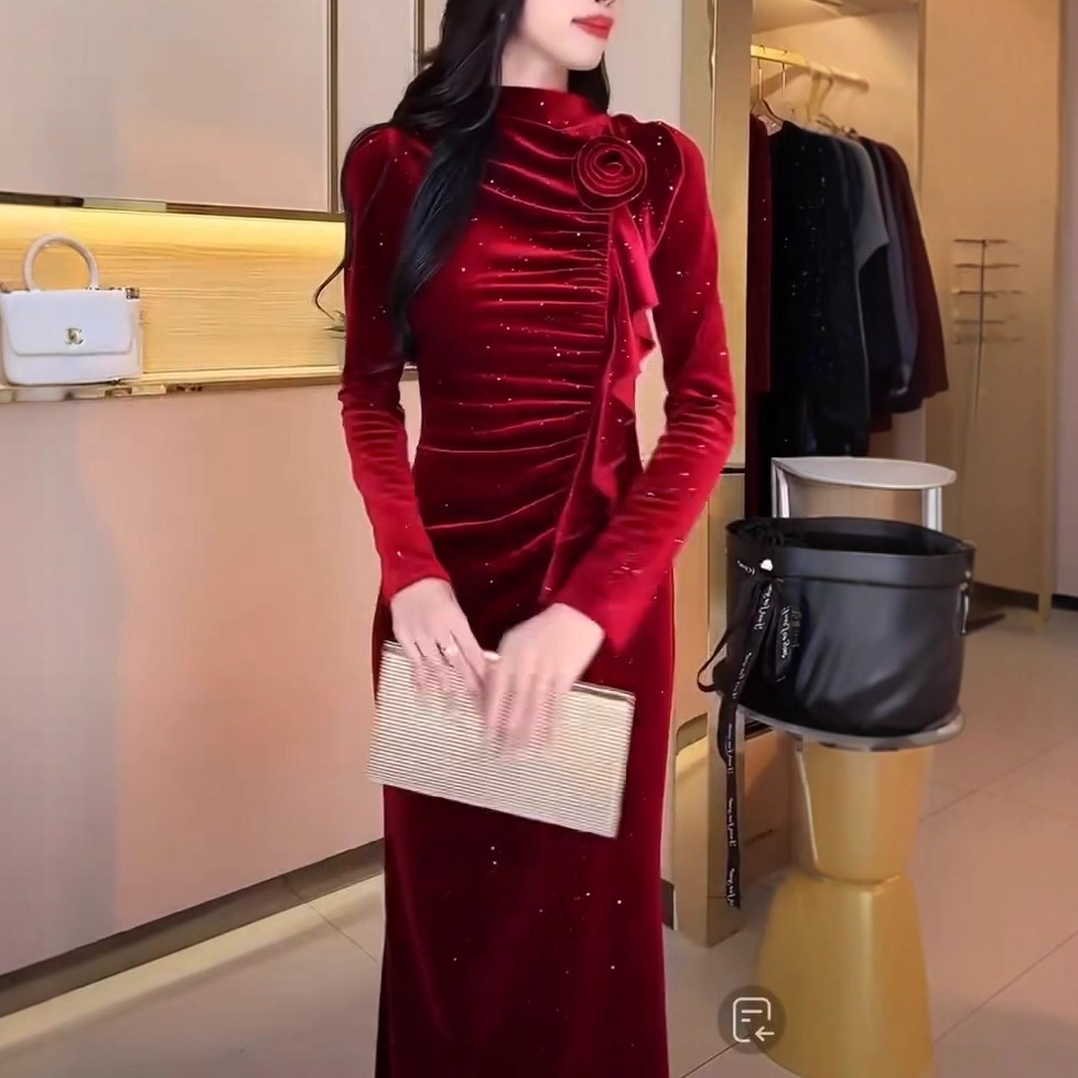 高端时尚轻奢高级感名媛气质裙女