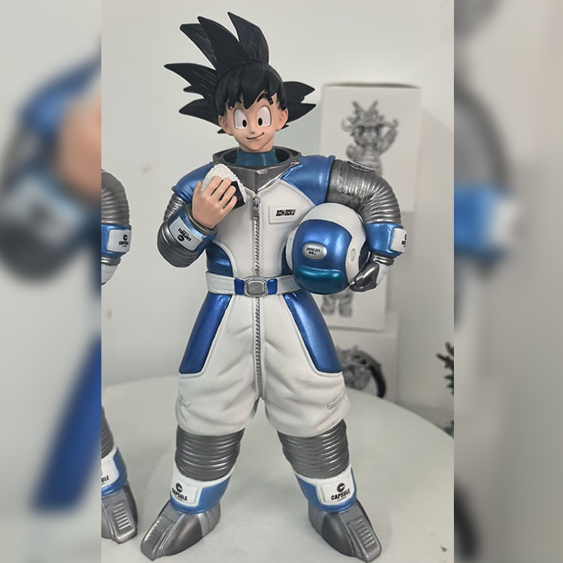 龙珠动漫周边桌搭机箱摆件太空宇航服悟空手办二次元潮玩模型礼物