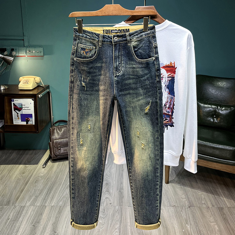 黄泥色假破洞刺绣牛仔裤男款潮牌复古潮流锥形小脚休闲百搭长裤子