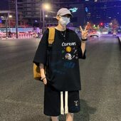 男夏季 短裤 新款 潮流大码 美式 华夫格休闲套装 复古涂鸦雪山印花短袖