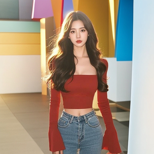 纯欲方领喇叭袖独特绝美小上衣女秋季红色短款修身显瘦长袖打底衫