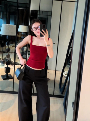 2025新款LA 法式大方领黑色红色遮副乳显瘦紧身小背心纯欲吊带