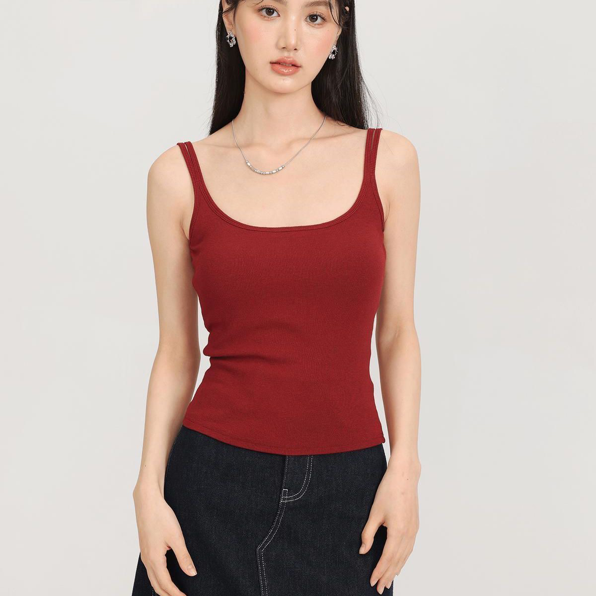 纯欲风大码红色吊带背心女内搭打底衫2025新款外穿小衫别致上衣夏