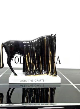 现代轻奢简约纯铜抽象骏马摆件样板间柜子猫星人摆设狗山羊装饰品