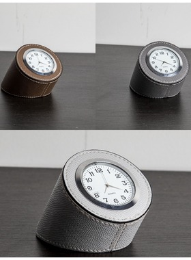 现代简约意式皮革时钟摆件样板间儿童房书房床头柜座钟装饰品摆设