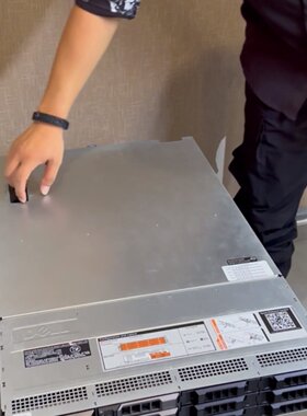 NAS存储Dell PowerEdge R720xd 3.5—议价