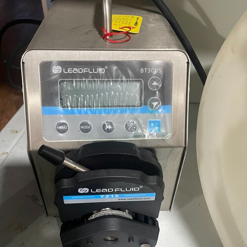 雷弗LEAD FLUID蠕动泵，型号BT300S，配YZ15议价