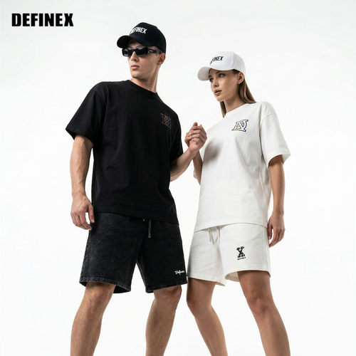 DEFINEX宽松字母印花短袖T恤