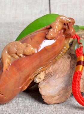 水晶俏色玛瑙寓意福鼠财神爷吊坠